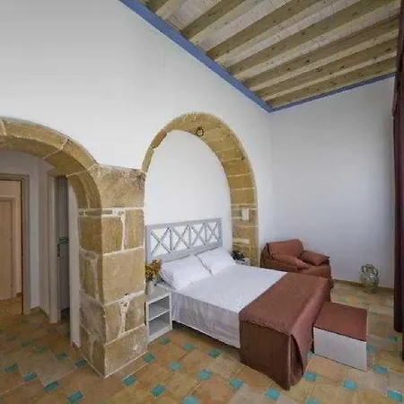 Hotel Villa Fanusa 4* Fanusa