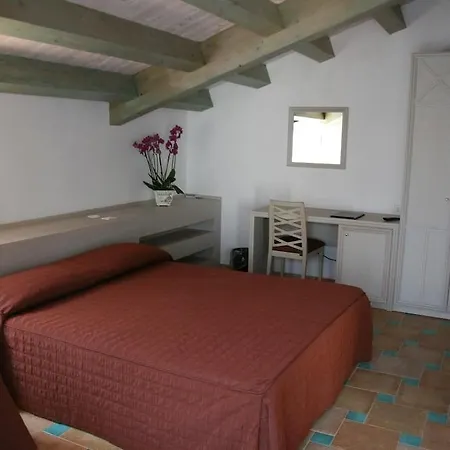 Hotel Hotel Villa Fanusa 4*