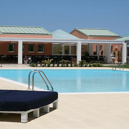 Hotel Villa Fanusa 4*